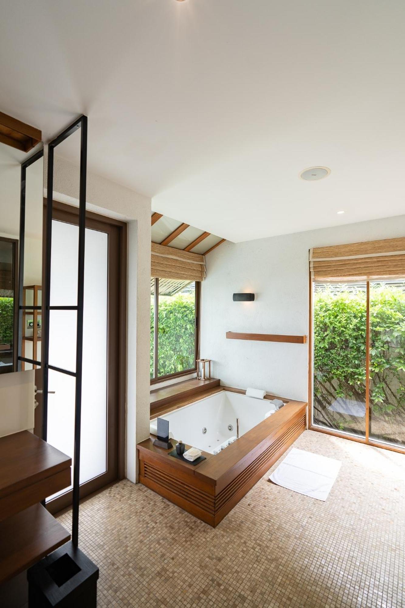 Putahracsa Hua Hin Hotel Room photo