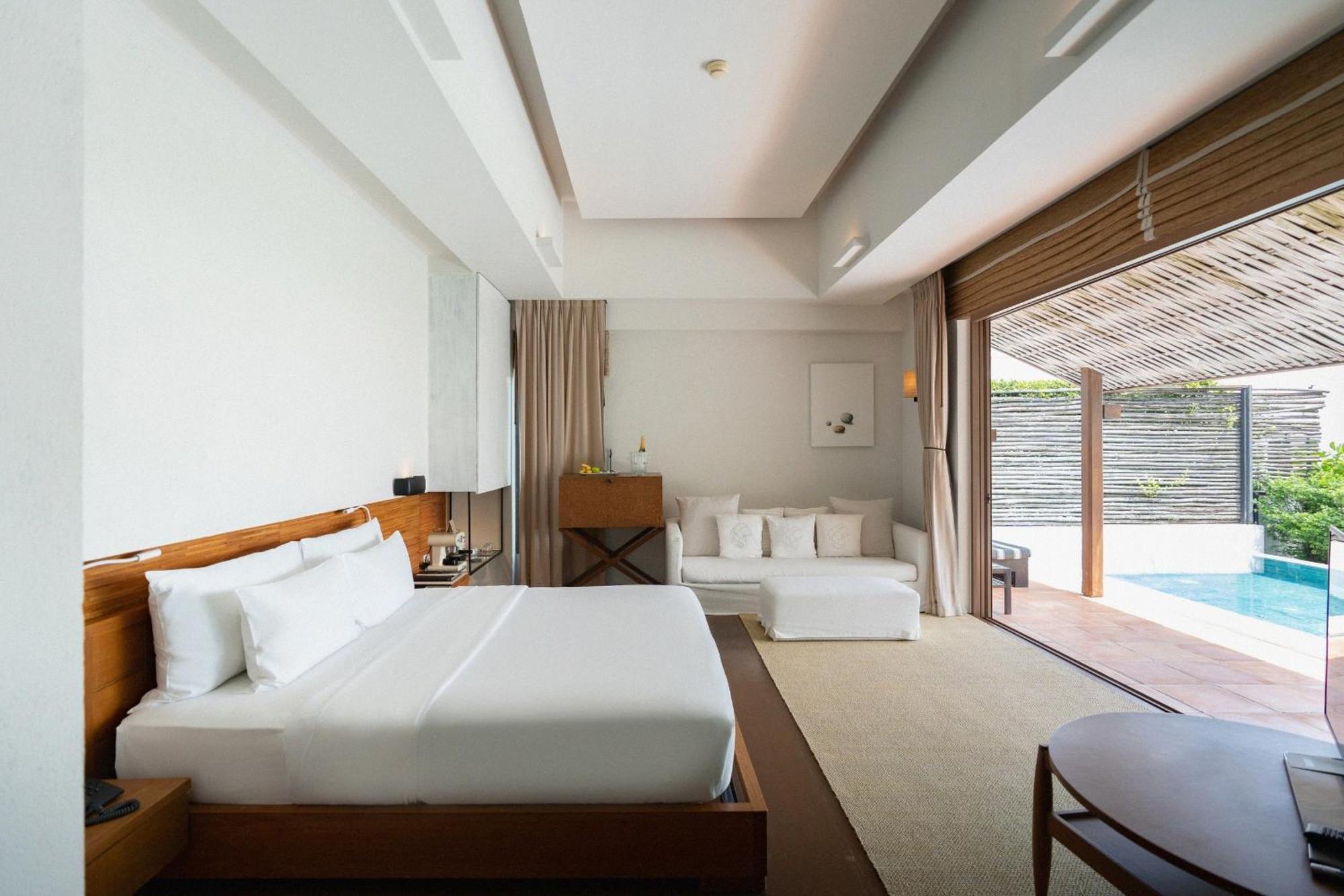 Putahracsa Hua Hin Hotel Room photo