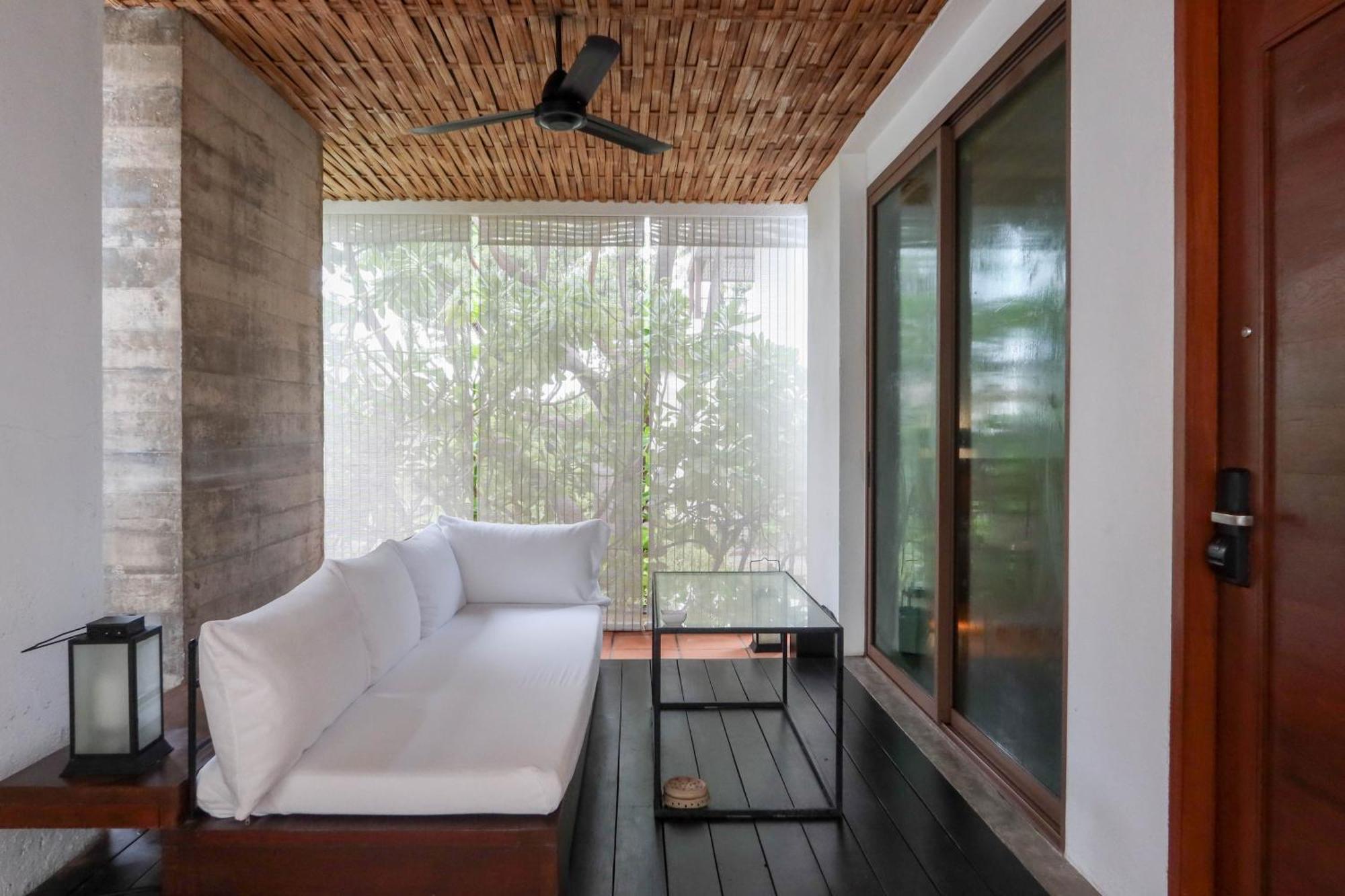 Putahracsa Hua Hin Hotel Room photo
